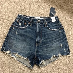 A&F high rise mom shorts size 27/4